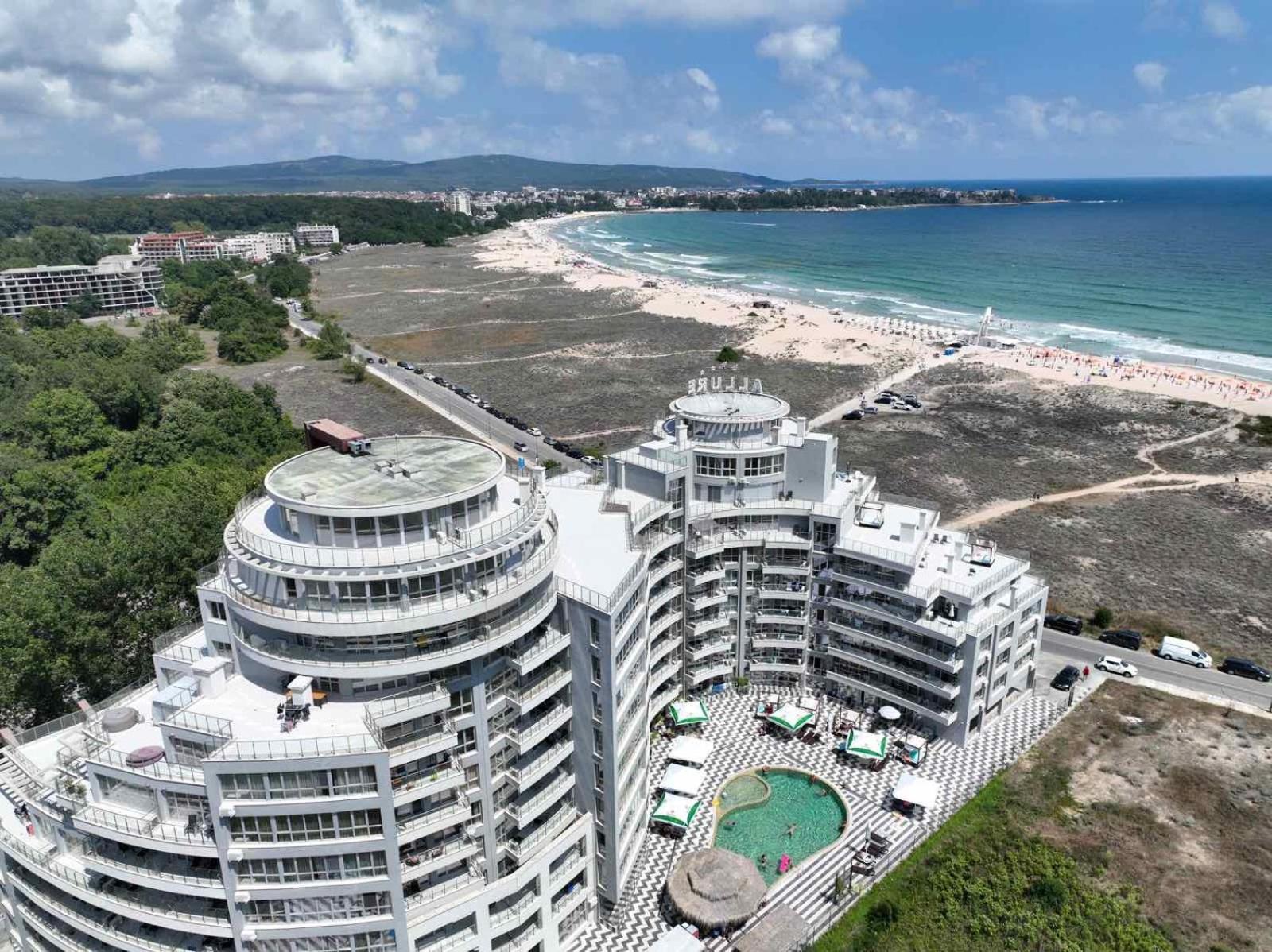 Allure Beach Resort Aparthotel プリモルスコ エクステリア 写真