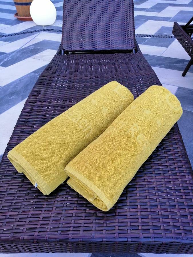 Allure Beach Resort Aparthotel プリモルスコ エクステリア 写真